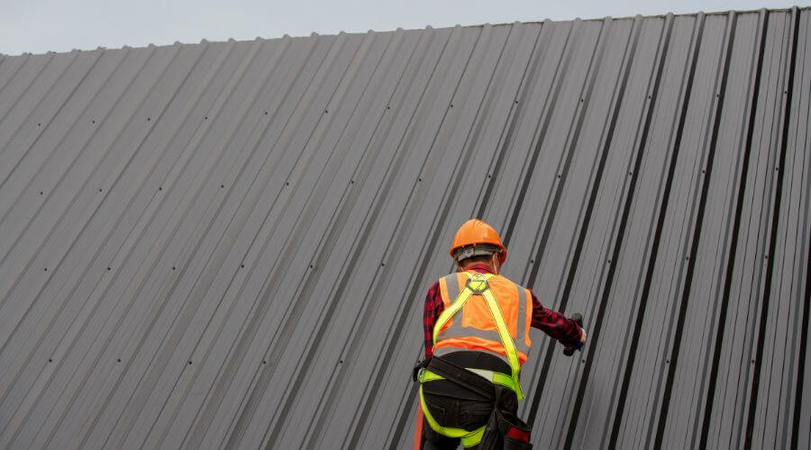 Professional metal roof installation services in Wynnburg, TN